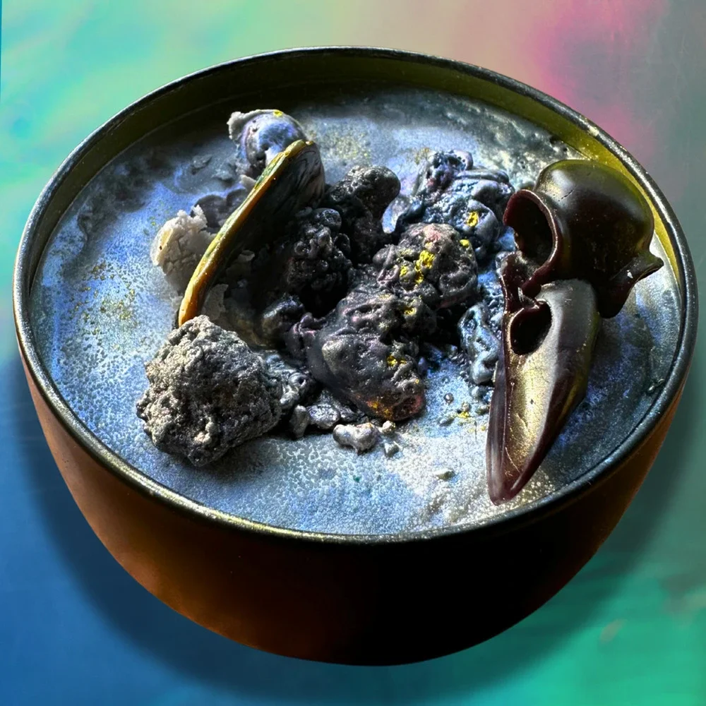 Hecate's Heatwave Luxury Wickless Candle: Rose Violet Leather Dark Woods Scent